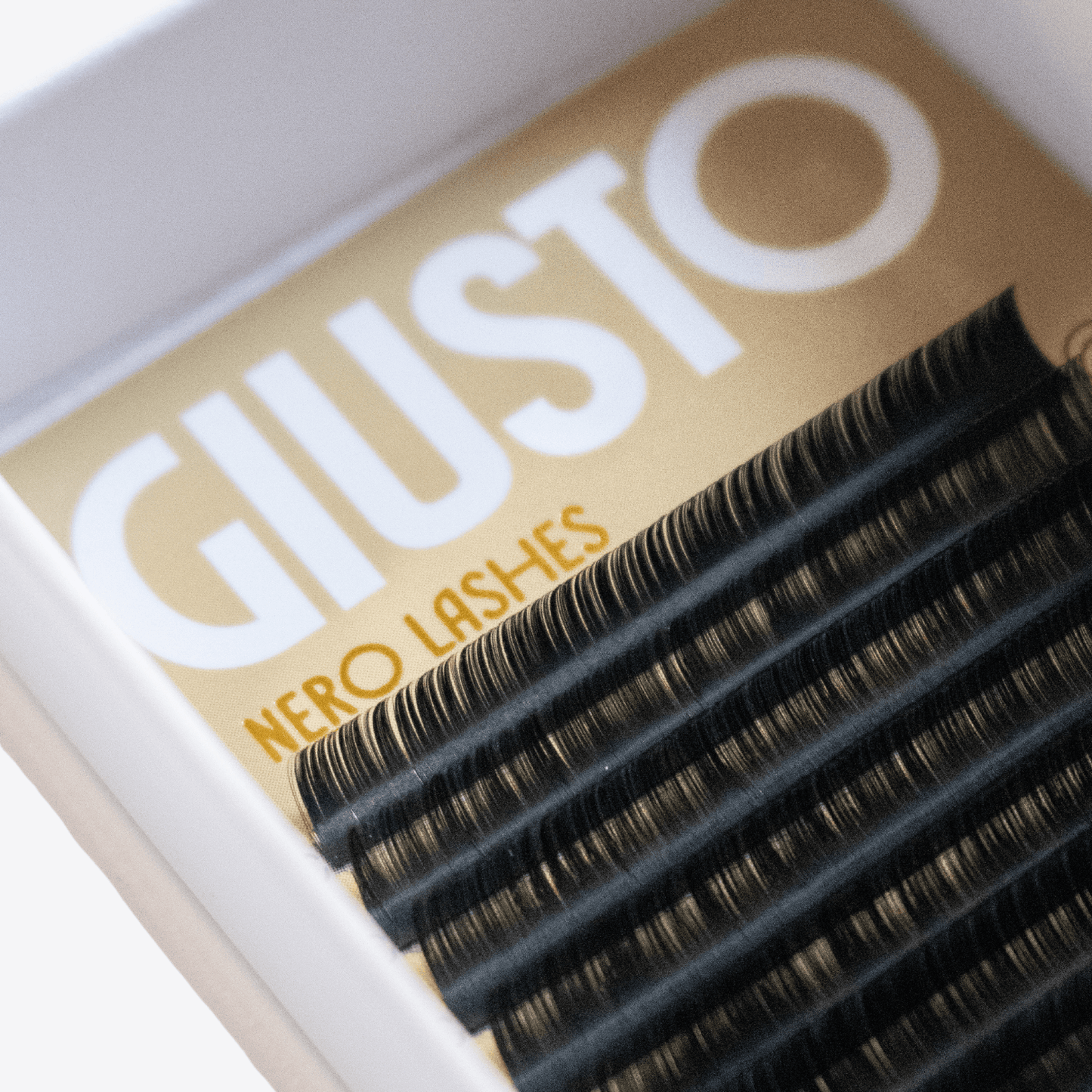 Nero Lashes