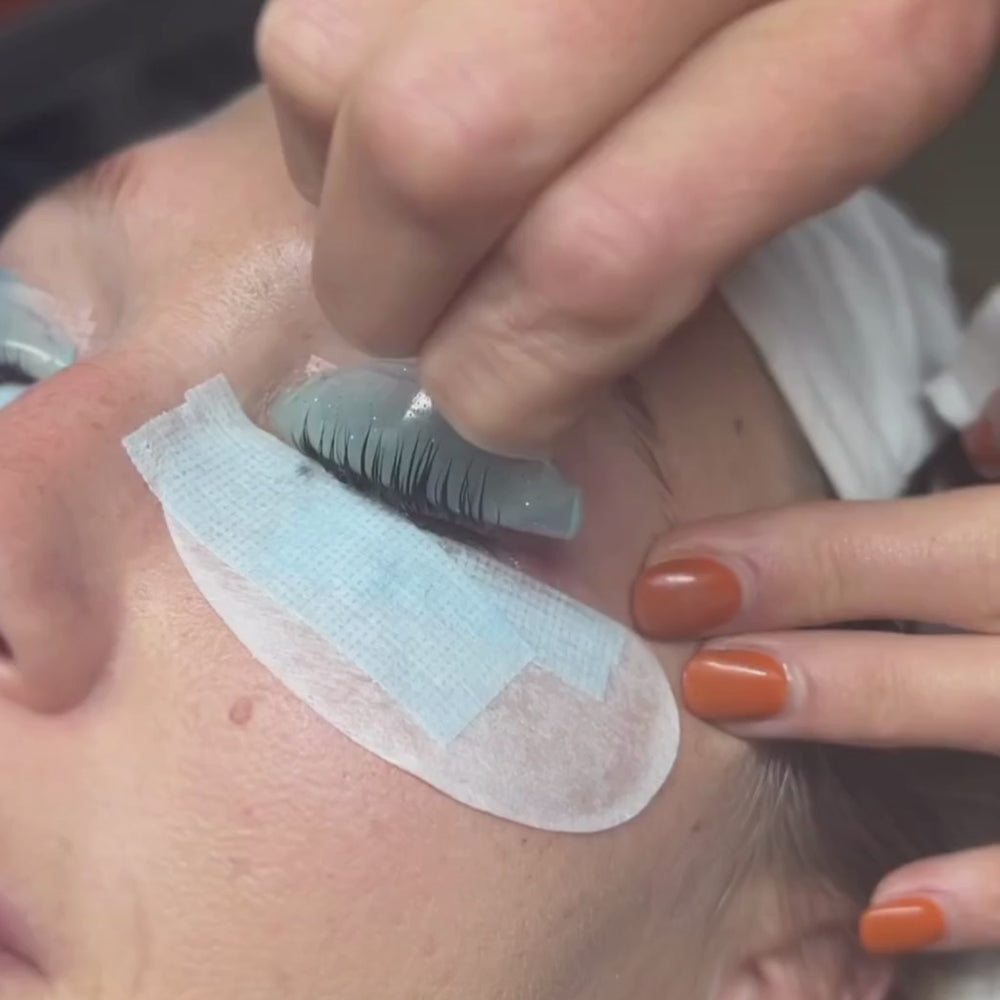 
                      
                        Load and play video in Gallery viewer, Online Lash Lift + Brow Lamination Course
                      
                    